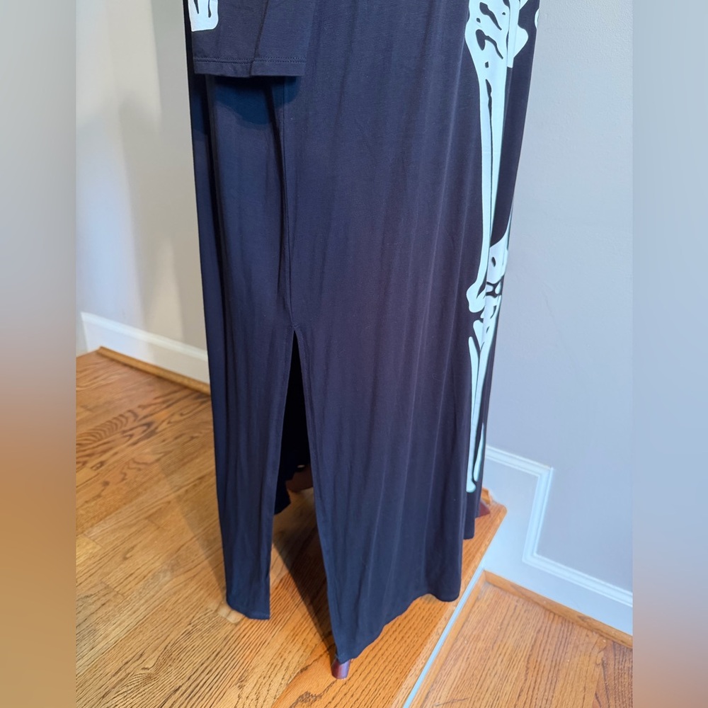 NWT Torrid Skeleton Supersoft Cold Shoulder Maxi Dress - Torrid Size 4 (26, 4X) - Picture 12 of 16